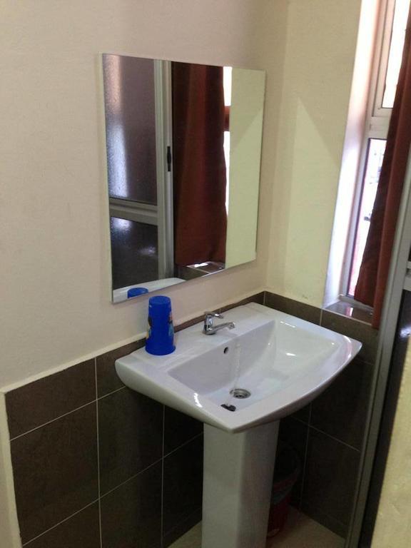Dg One Stop Budget Hotel Ipoh Phòng bức ảnh